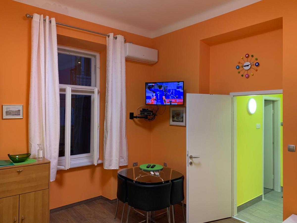 Opatija Central Studio Apartment ภายนอก รูปภาพ