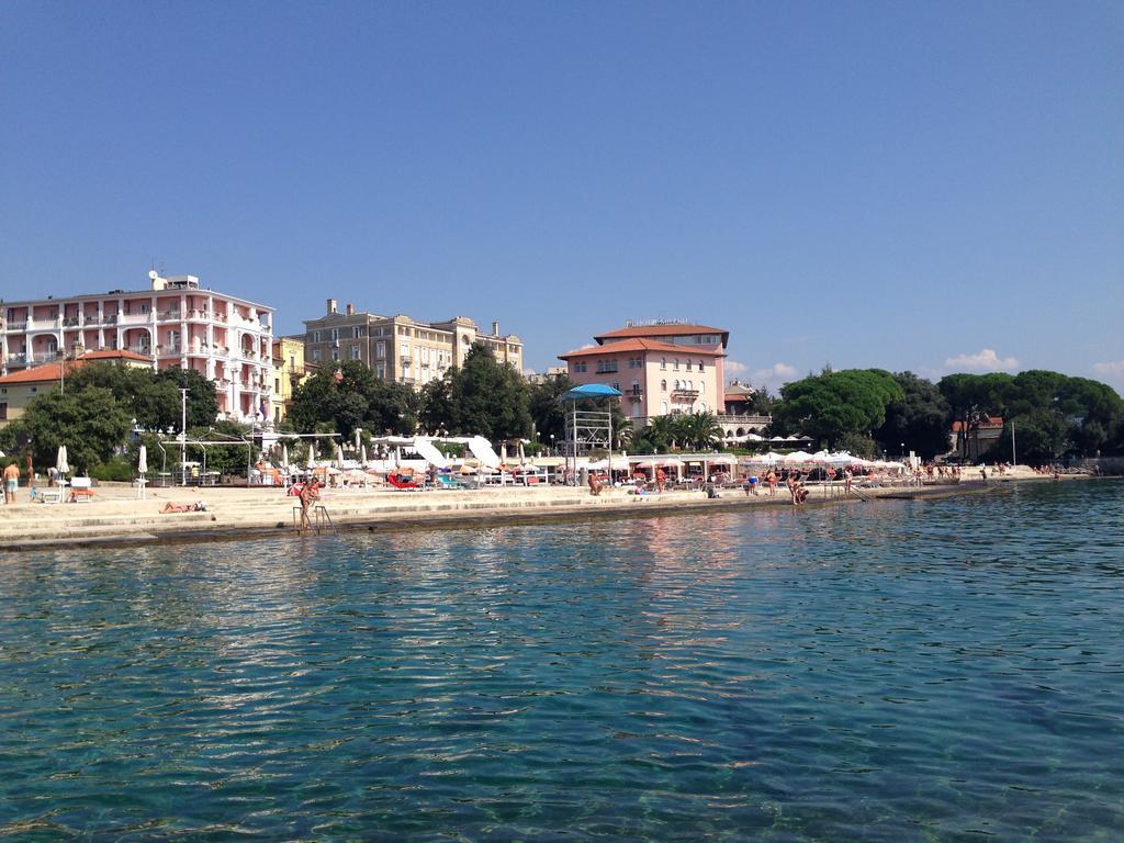 Opatija Central Studio Apartment ภายนอก รูปภาพ